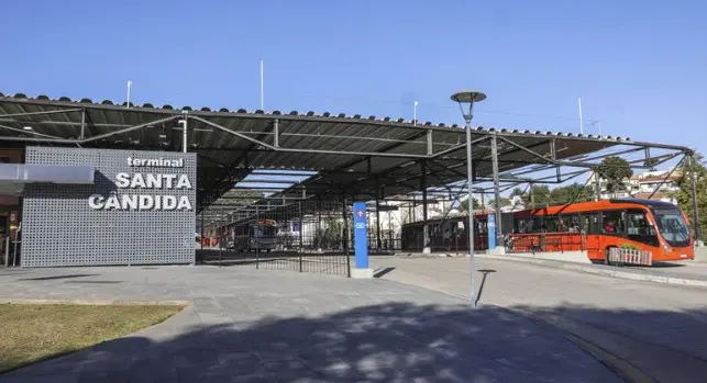 13 terminais de Curitiba aceitam débito e crédito para recarregar cartão-transporte