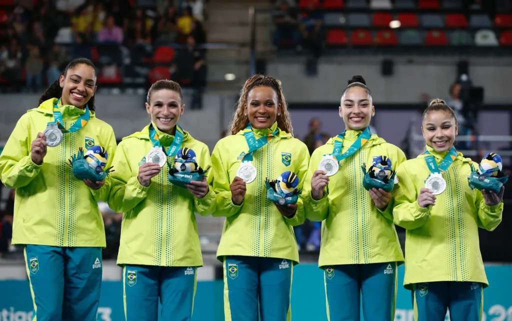 Ginastas curitibanas levam a prata nos Jogos Pan-Americanos
