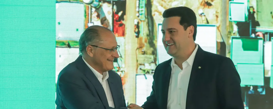 Alckmin e Ratinho Junior inauguram fábricas da JBS em Rolândia