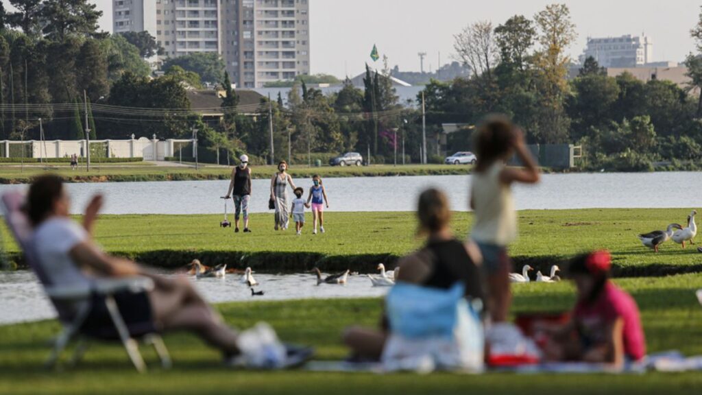 Com quase 34°C, Curitiba registra temperatura mais quente do ano