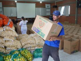 Ceasa doa cinco toneladas de alimentos para catarinenses afetados pelas chuvas