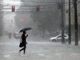 Paraná está em alerta de perigo para tempestades