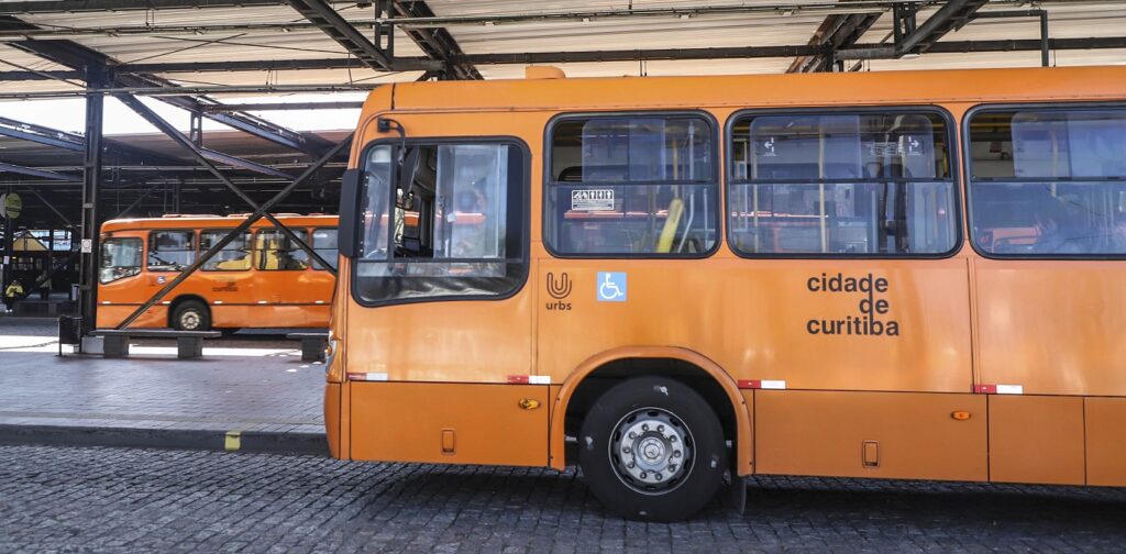 Curitiba ganha nova linha de ônibus neste domingo (17)
