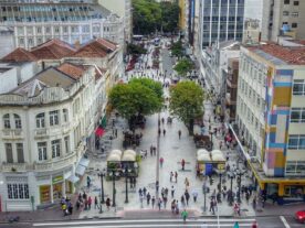 ACP defende horário comercial flexível em Curitiba