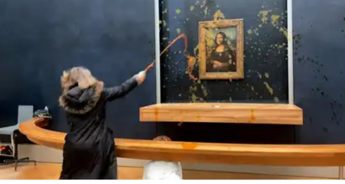 Ativistas podem pagar € 1.500 após ataque à Mona Lisa 