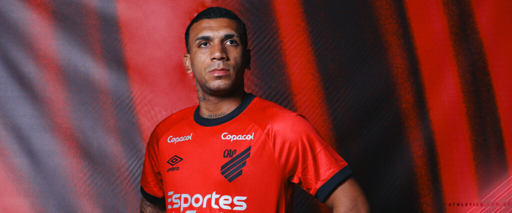 Athletico anuncia a contratação do atacante Petterson, do Flamengo