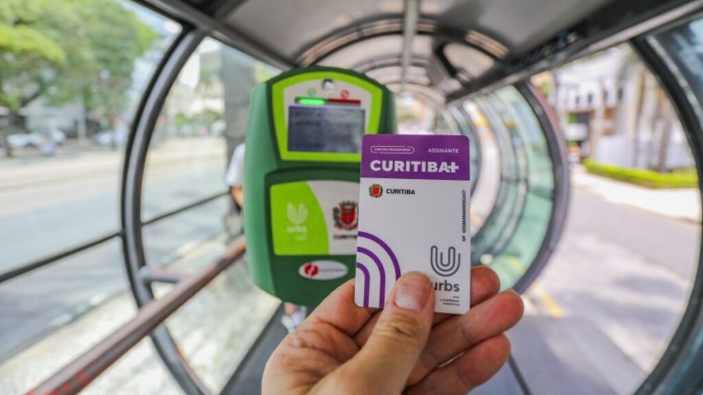 Cartão pré-pago dos ônibus de Curitiba ganhará mais divulgação em 2024