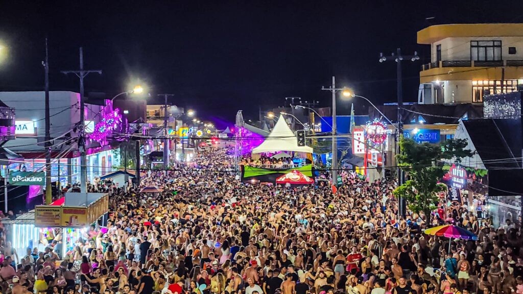 Guaratuba recebe 315 mil pessoas durante o Carnaval