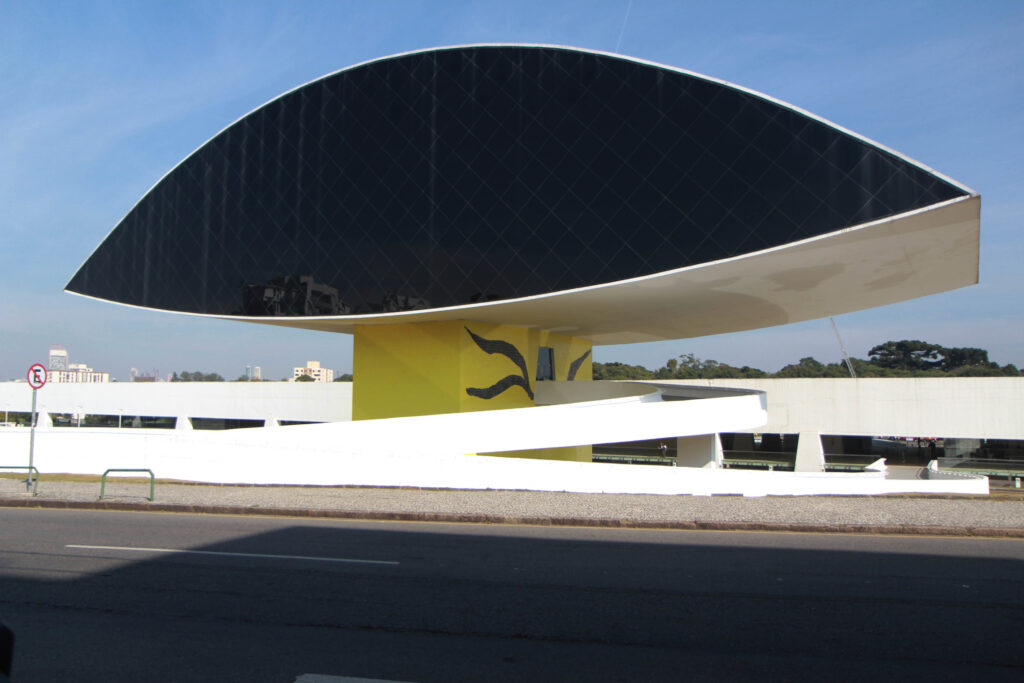 Museu Oscar Niemeyer vai abrir durante o Carnaval