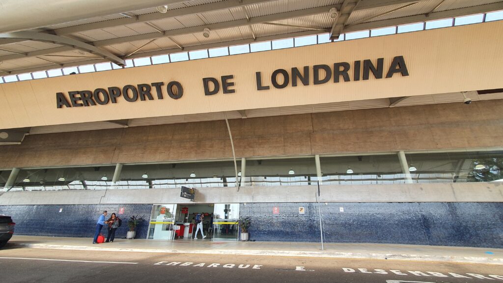 Aeroporto de Londrina espera movimento 55% maior na Páscoa
