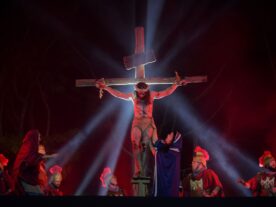 Grupo Lanteri apresenta tradicional Paixão de Cristo