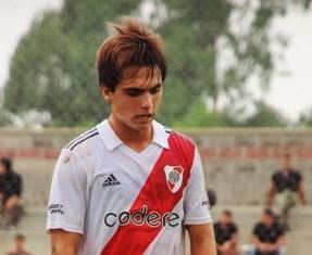 Curitibano vive sonho de jogar no River Plate