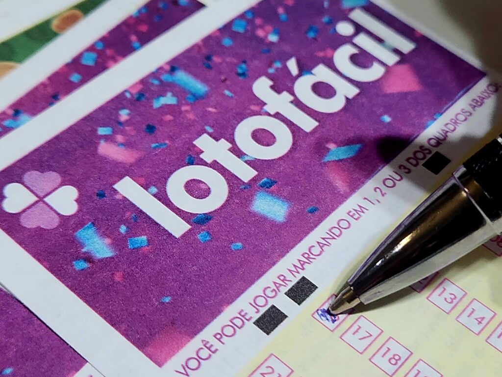 Lotofácil 3085: duas apostas de Curitiba vencem o concurso; veja lotéricas