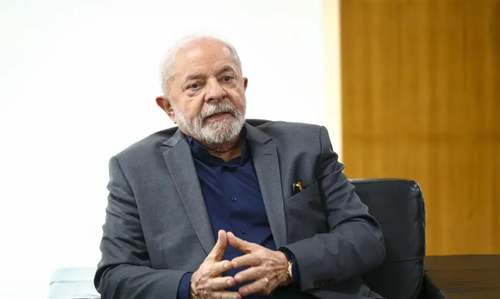 Administração de Lula é desaprovada por 59% dos curitibanos