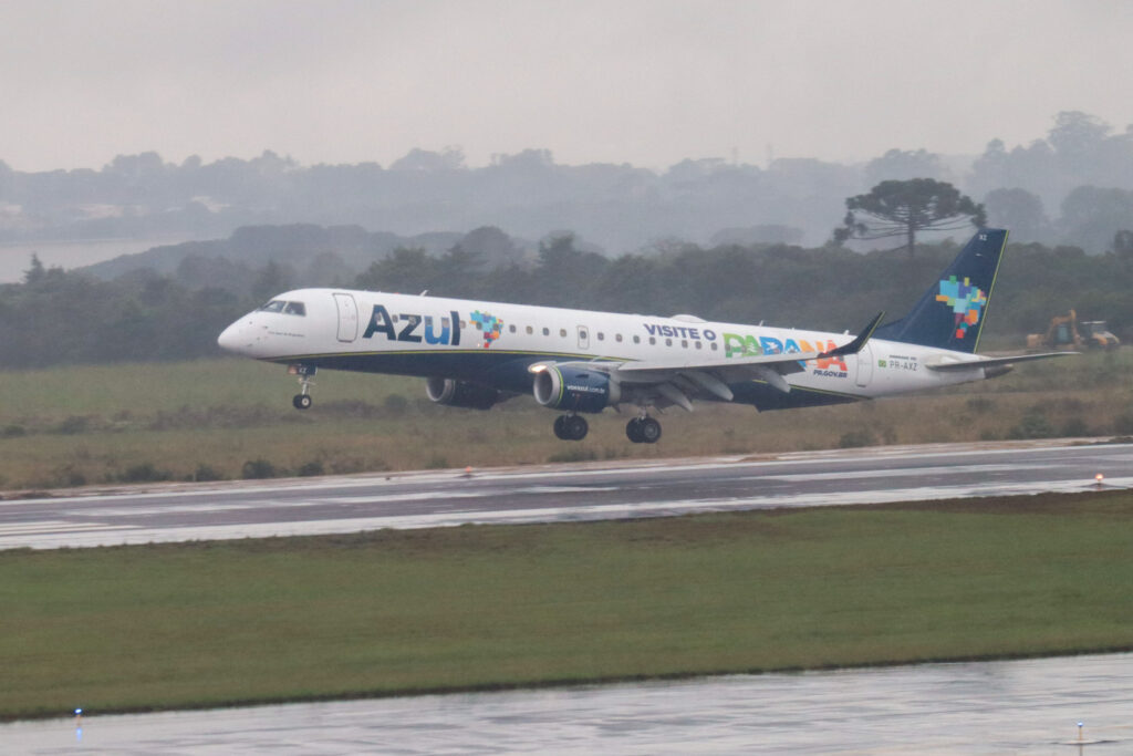 Paraná ganha voo direto entre Curitiba e Assunção, capital do Paraguai
