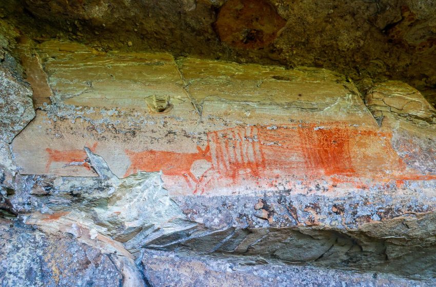 Pintura rupestre conta história de presença humana no Paraná