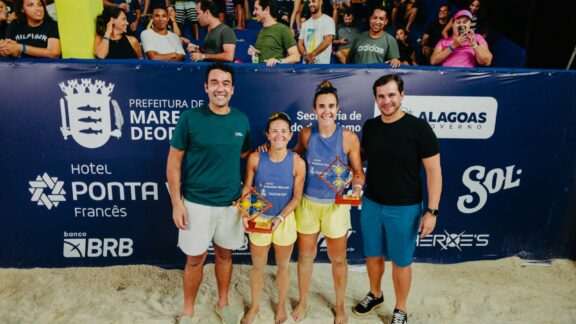 Beach Tennis: paranaense Rafaella Miller conquista título de torneio no Alagoas