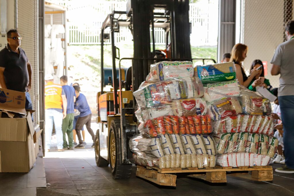 Solidariedade: Paraná envia mais 250 toneladas de donativos ao Rio Grande do Sul