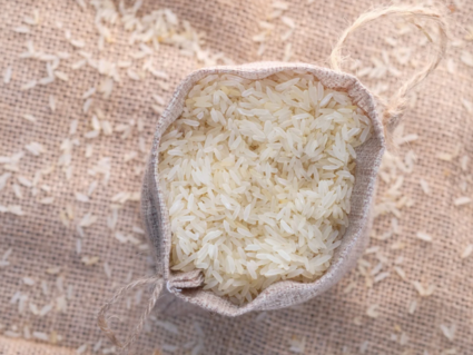 Governo autoriza compra de 300 mil toneladas de arroz importado