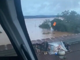 Equipes do Paraná já atuam no resgate às vítimas da chuva no Rio Grande do Sul; assista